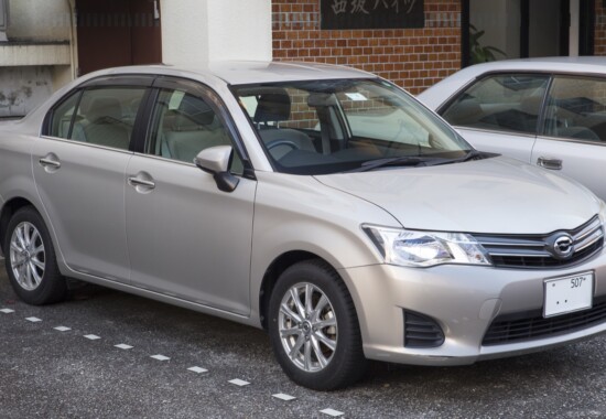 カローラアクシオ1.5G NZE161の外観。車種参考写真
