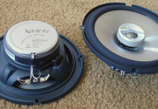 スピーカー交換で選ぶコアキシャル型の参考写真（Infinity Reference 6022si）